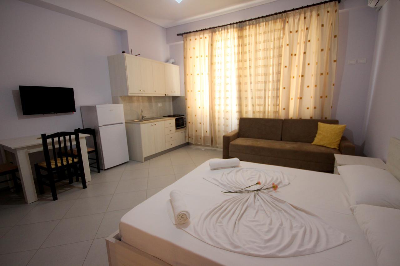 Ideal Holiday Apartments Sarandë Eksteriør bilde