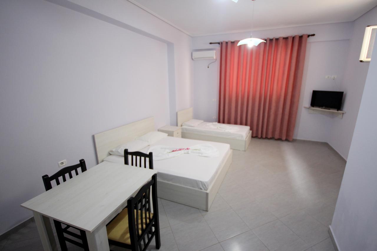 Ideal Holiday Apartments Sarandë Eksteriør bilde